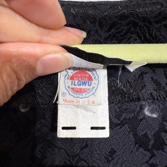 Virgo II Black Embroidered Floral Vintage Blouse Sz 16 - Picture 7 of 13